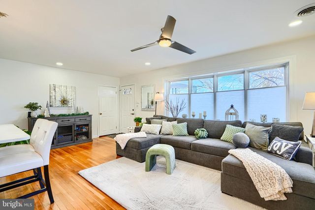 2431 LAKEWOOD RD, Baltimore, MD 21234