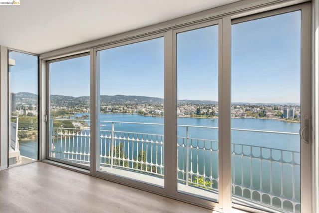 1555 Lakeside Dr 190, Oakland, CA 94612