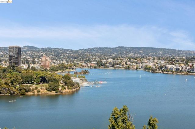 1555 Lakeside Dr 190, Oakland, CA 94612