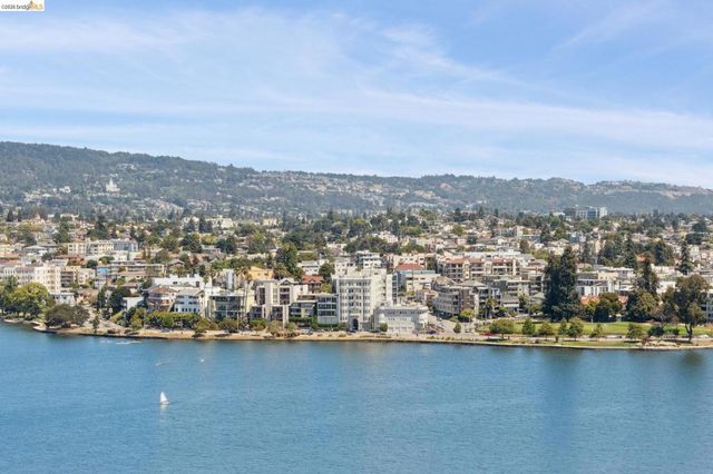 1555 Lakeside Dr 190, Oakland, CA 94612