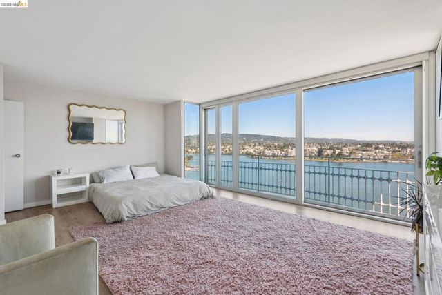 1555 Lakeside Dr 190, Oakland, CA 94612