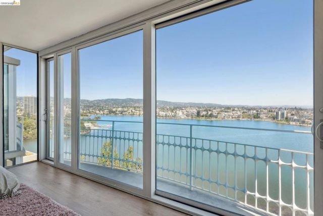1555 Lakeside Dr 190, Oakland, CA 94612