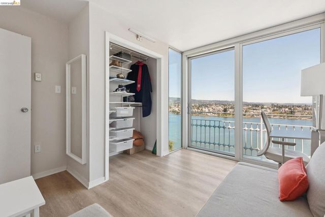 1555 Lakeside Dr 190, Oakland, CA 94612