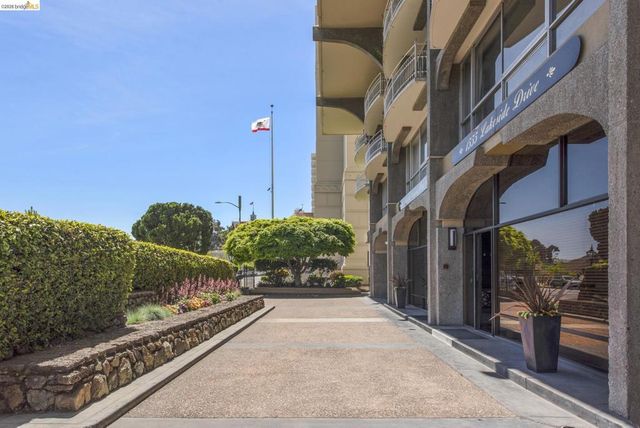 1555 Lakeside Dr 190, Oakland, CA 94612