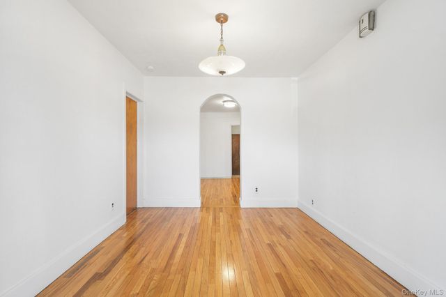 33 Hopper Street, Pleasantville, NY 10570