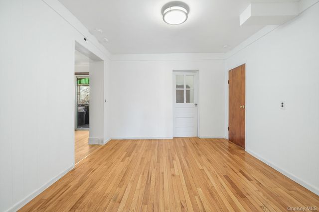 33 Hopper Street, Pleasantville, NY 10570