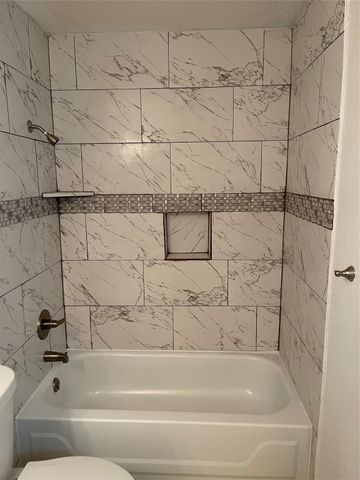 9700 Leawood Boulevard 807, Houston, TX 77099