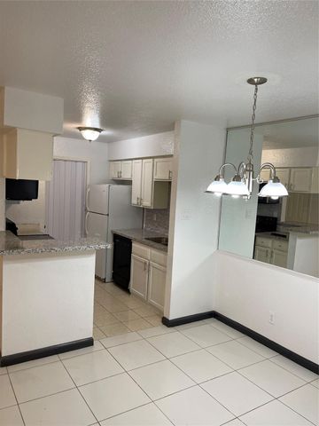 9700 Leawood Boulevard 807, Houston, TX 77099