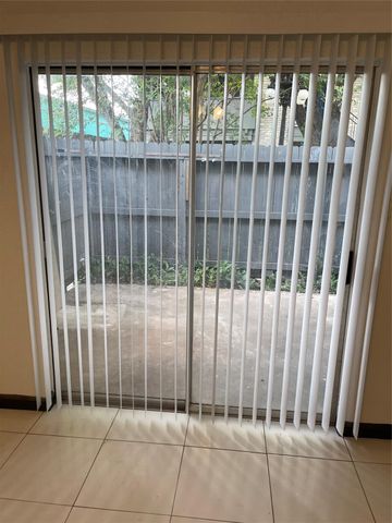 9700 Leawood Boulevard 807, Houston, TX 77099