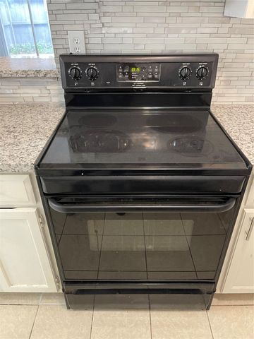 9700 Leawood Boulevard 807, Houston, TX 77099