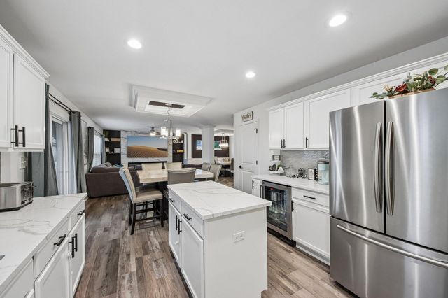 366 E 130th Lane, Crown Point, IN 46307