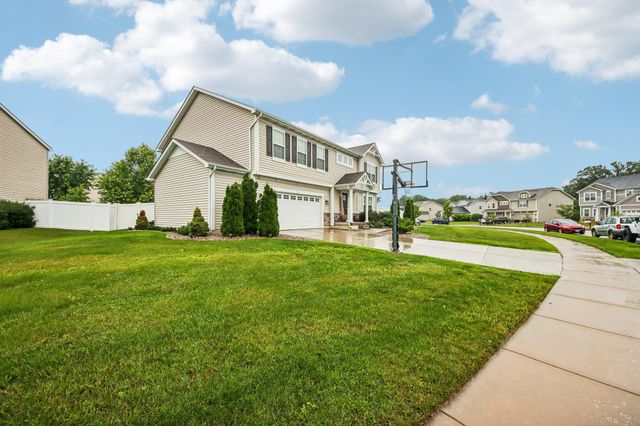 366 E 130th Lane, Crown Point, IN 46307