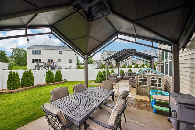 366 E 130th Lane, Crown Point, IN 46307