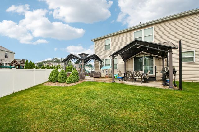 366 E 130th Lane, Crown Point, IN 46307