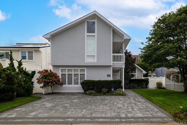 540 W Penn Street, Long Beach, NY 11561