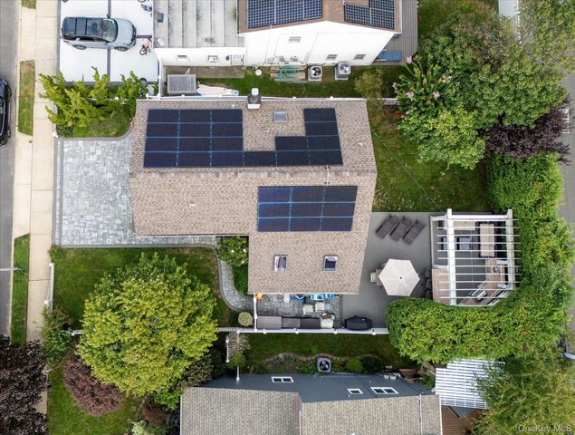 540 W Penn Street, Long Beach, NY 11561