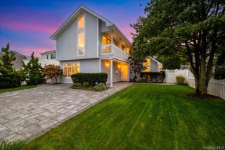 540 W Penn Street, Long Beach, NY 11561