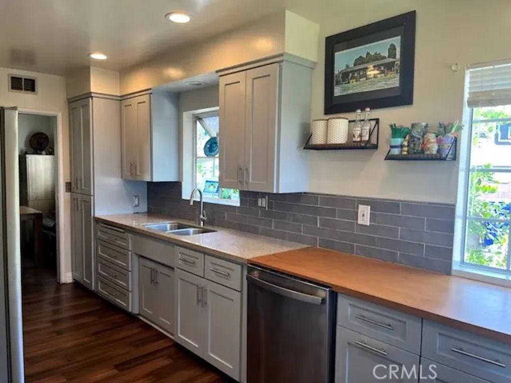 Image 6 of property listing at 2500 Ansley Avenue, Monrovia, CA 91016