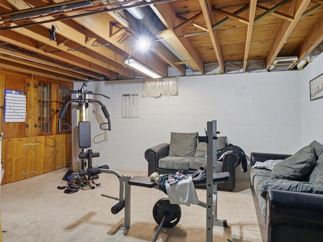 547 E Church STREET, Mishicot, WI 54228