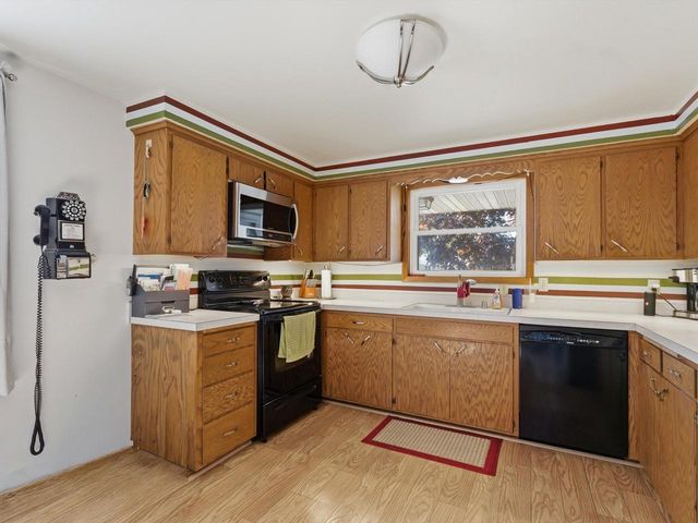 547 E Church STREET, Mishicot, WI 54228
