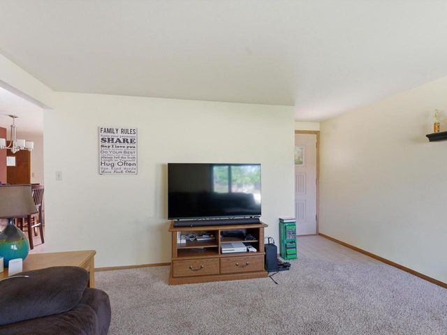 547 E Church STREET, Mishicot, WI 54228