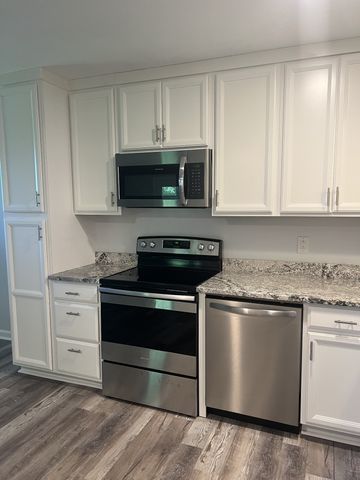 6680 Charlotte Pike Apt H7, Nashville, TN 37209