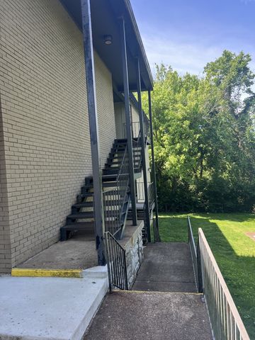 6680 Charlotte Pike Apt H7, Nashville, TN 37209