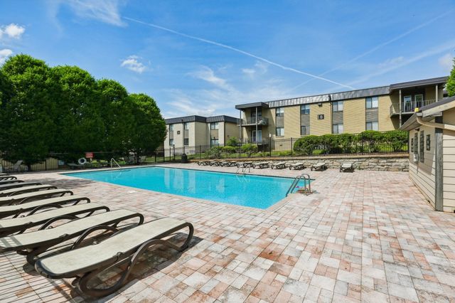 6680 Charlotte Pike Apt H7, Nashville, TN 37209