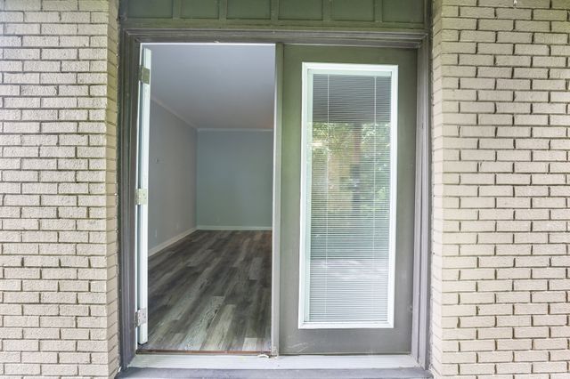 6680 Charlotte Pike Apt H7, Nashville, TN 37209