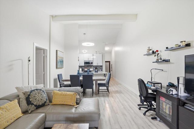 3414 Freedom Drive, Hollywood, FL 33021