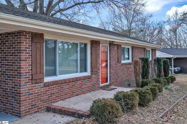 7 Coquina Court, Greenville, SC 29617