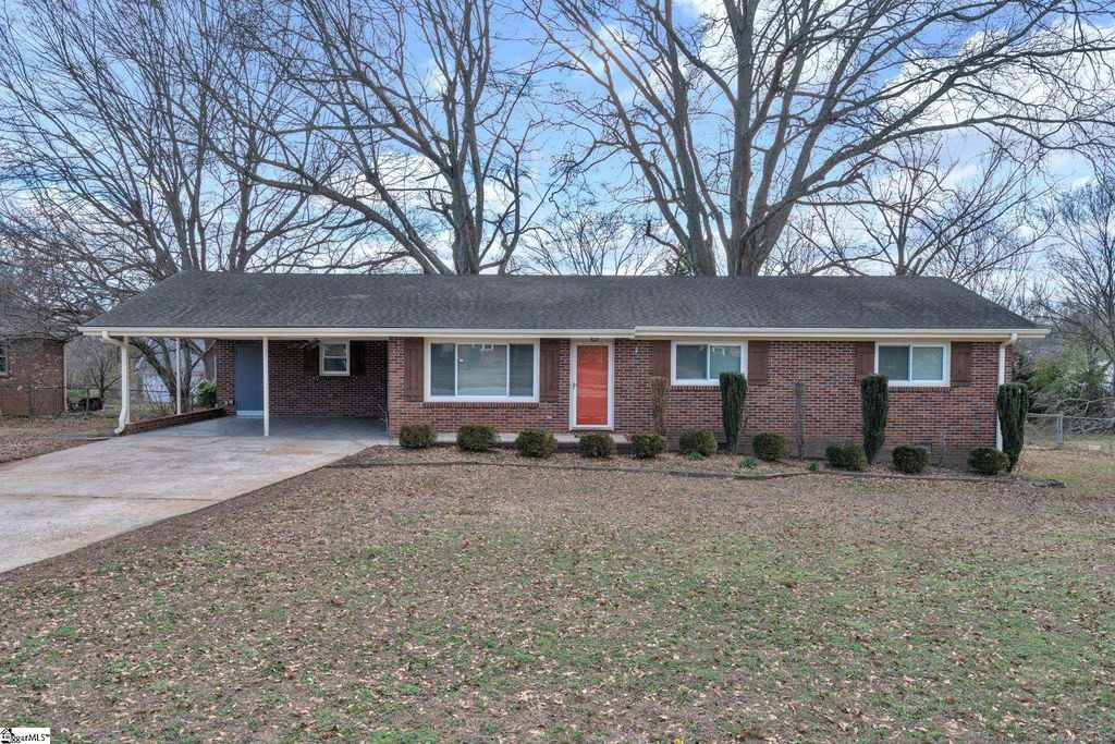 7 Coquina Court, Greenville, SC 29617