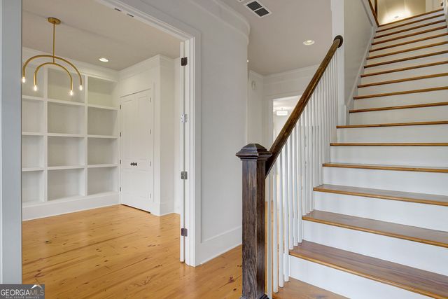 10559 Serenbe Lane, Chattahoochee Hills, GA 30268