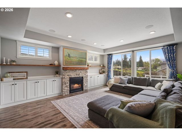 5905 Ne 128TH Cir, Vancouver, WA 98686