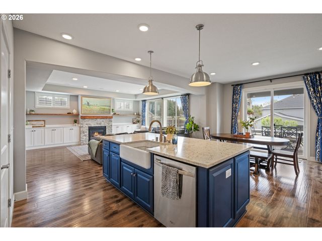 5905 Ne 128TH Cir, Vancouver, WA 98686