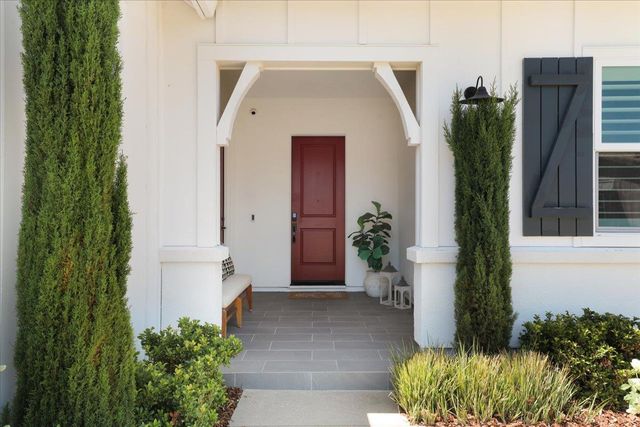 8835 Eureka Grove Cir, Granite Bay, CA 95746