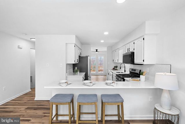 412 NIKKI TER SE, Leesburg, VA 20175