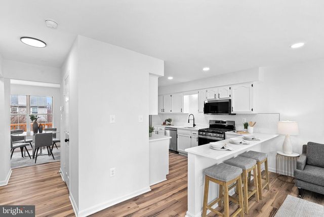 412 NIKKI TER SE, Leesburg, VA 20175