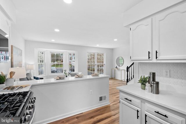 412 NIKKI TER SE, Leesburg, VA 20175