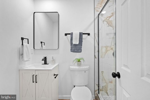 412 NIKKI TER SE, Leesburg, VA 20175