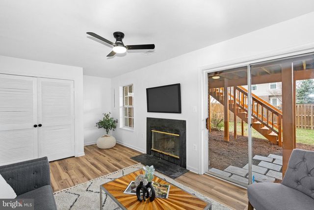 412 NIKKI TER SE, Leesburg, VA 20175