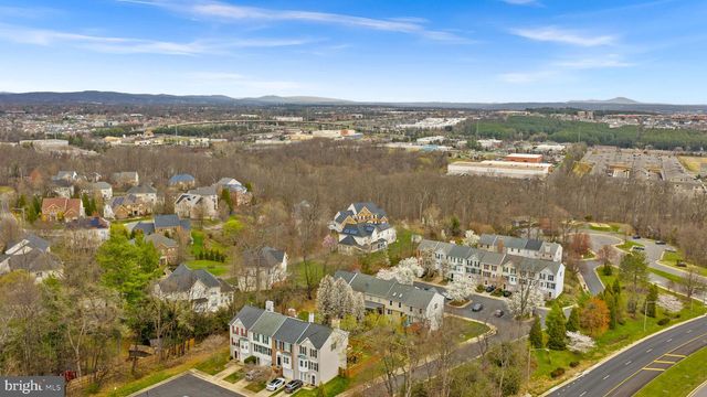 412 NIKKI TER SE, Leesburg, VA 20175