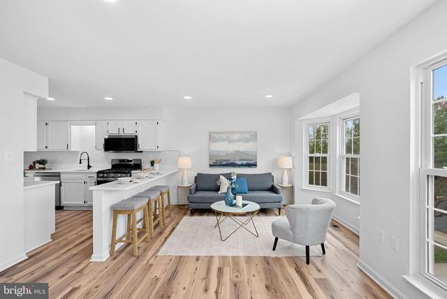 412 NIKKI TER SE, Leesburg, VA 20175