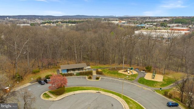 412 NIKKI TER SE, Leesburg, VA 20175