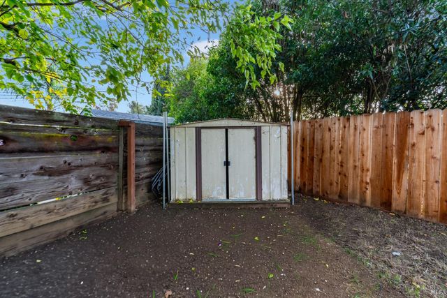 103 Sandalwood Ct, Vallejo, CA 94591
