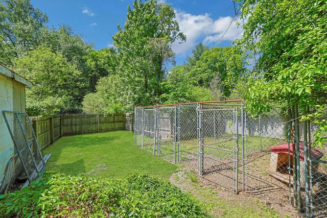 24 Virginia Lane, Thornwood, NY 10594