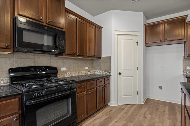 331 Rosemary HOLW, Buda, TX 78610