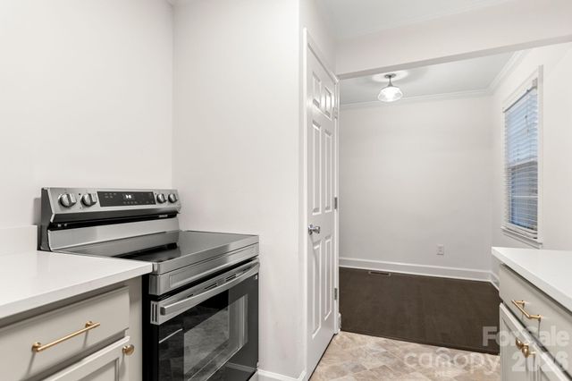 212 Wakefield Drive A, Charlotte, NC 28209