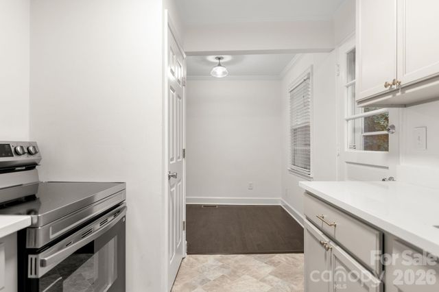212 Wakefield Drive A, Charlotte, NC 28209