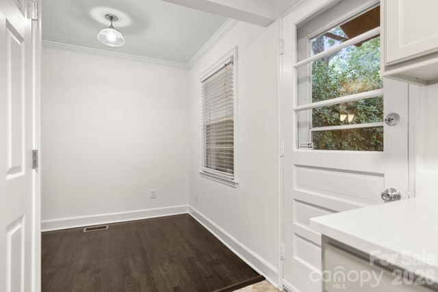 212 Wakefield Drive A, Charlotte, NC 28209